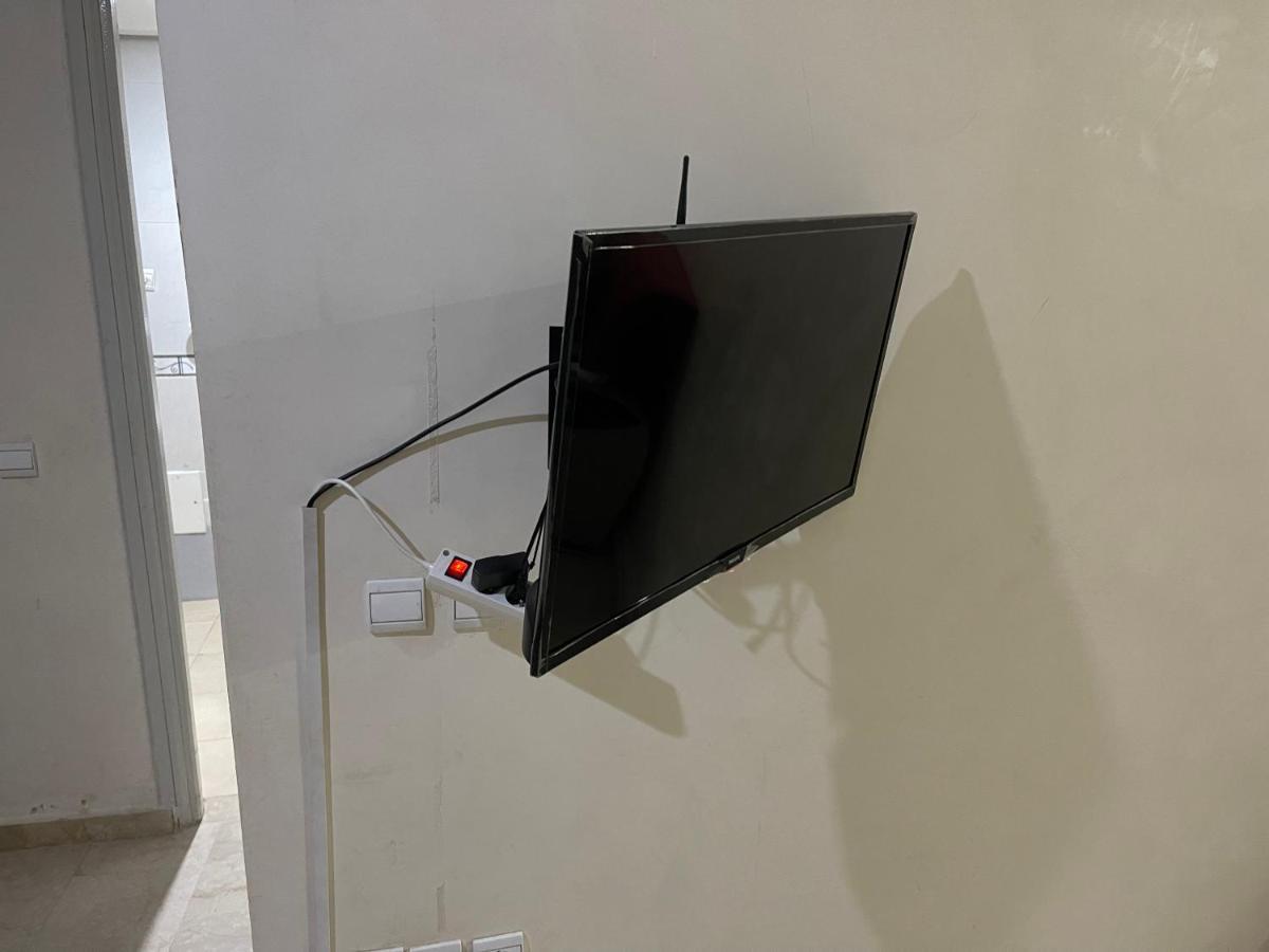 16 2em Etage Apartment